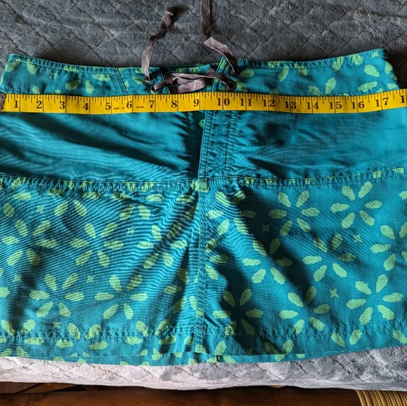 ❇️ Patagonia W Board skirtie Green Flower ❇️ - Picture 5 of 6
